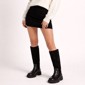 Grand Canadian Black Suede/Leather Women's Boots. Size 8.5